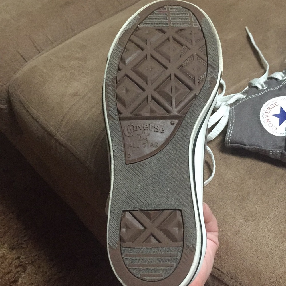 Grey Converse - Picture 4 of 5